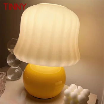 Жестяная креативная настольная лампа Nordic Современная светодиодная настольная лампа желтого цвета Гриб Прикроватная Декоративная для дома